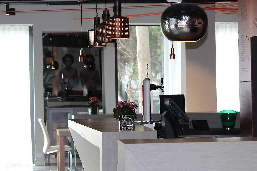 Star Inn Lisboa 0*,